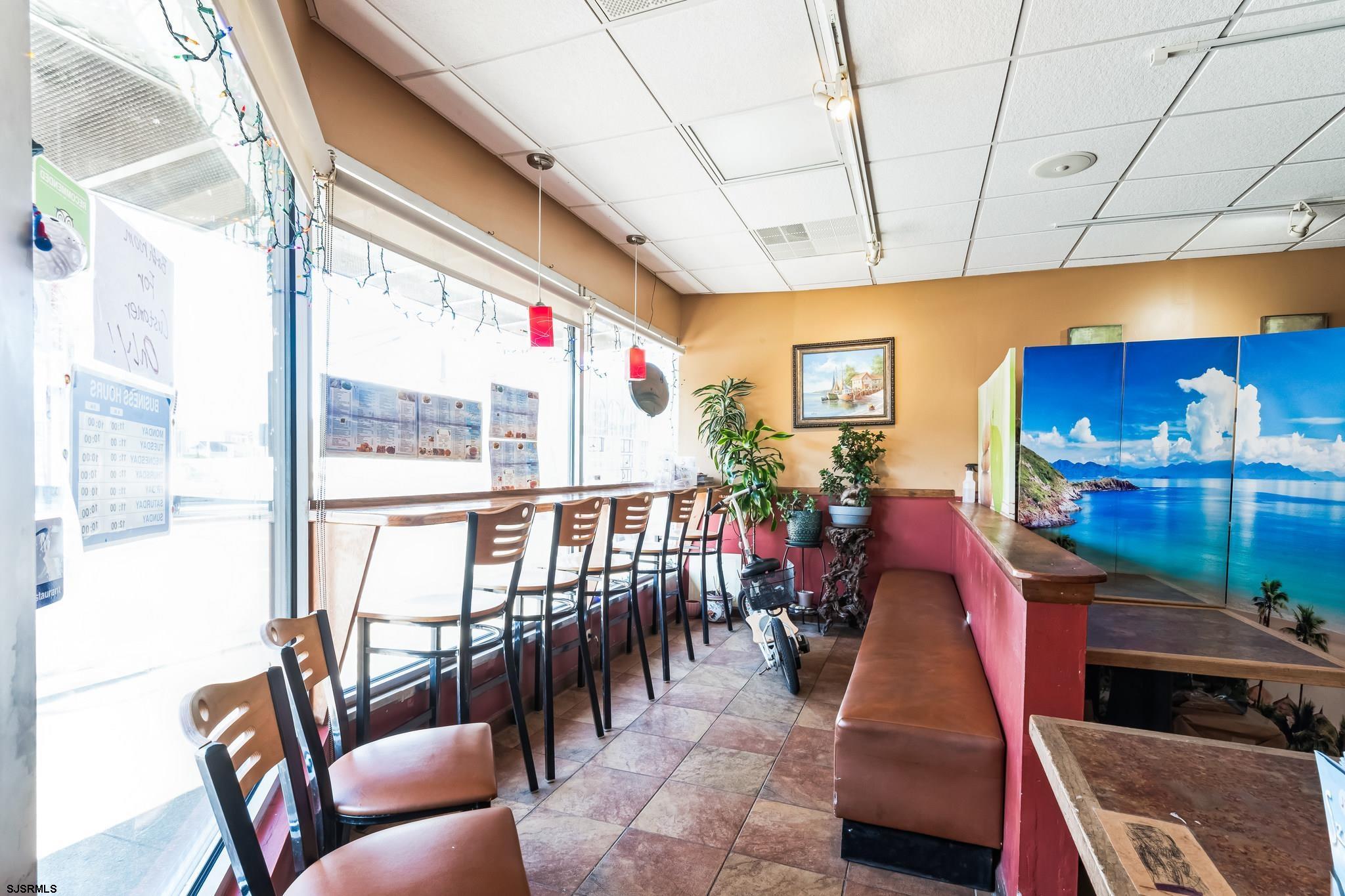 503-505 E 9th