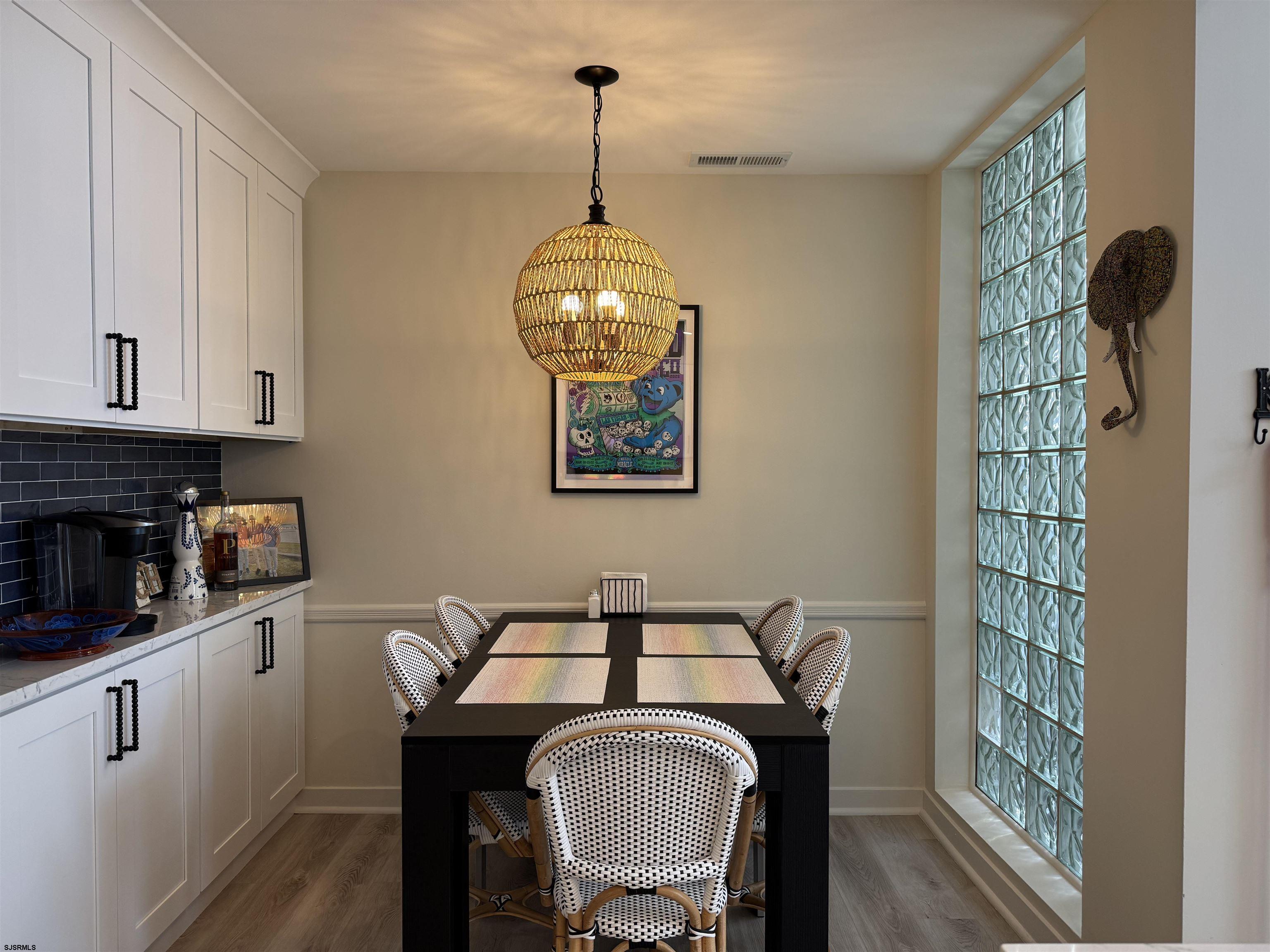 Margate, New Jersey 08402, United States, 2 Bedrooms Bedrooms, ,2 BathroomsBathrooms,Residential,Active,239831