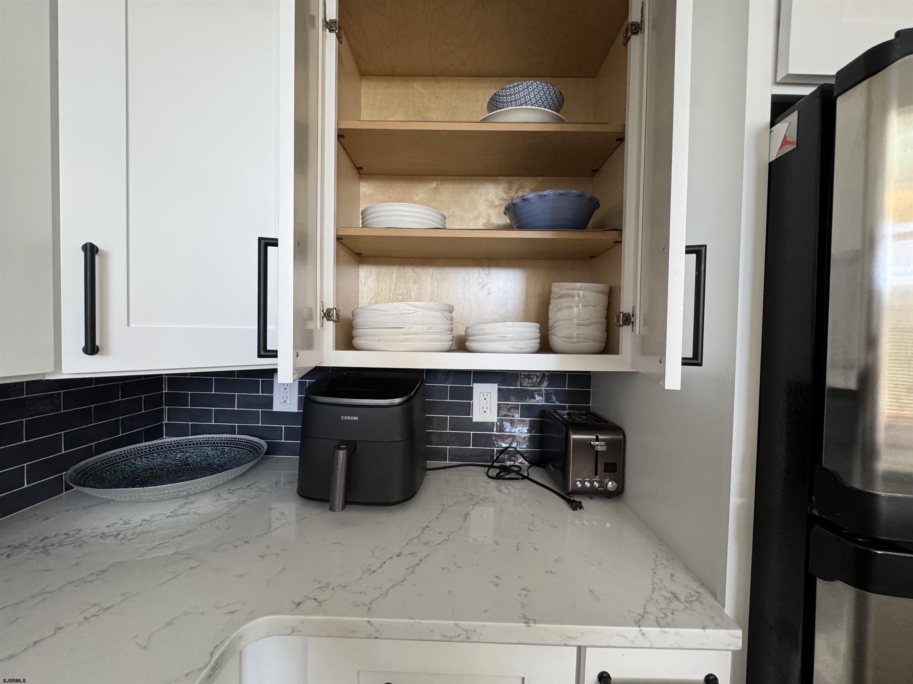 Margate, New Jersey 08402, United States, 2 Bedrooms Bedrooms, ,2 BathroomsBathrooms,Residential,Active,239831