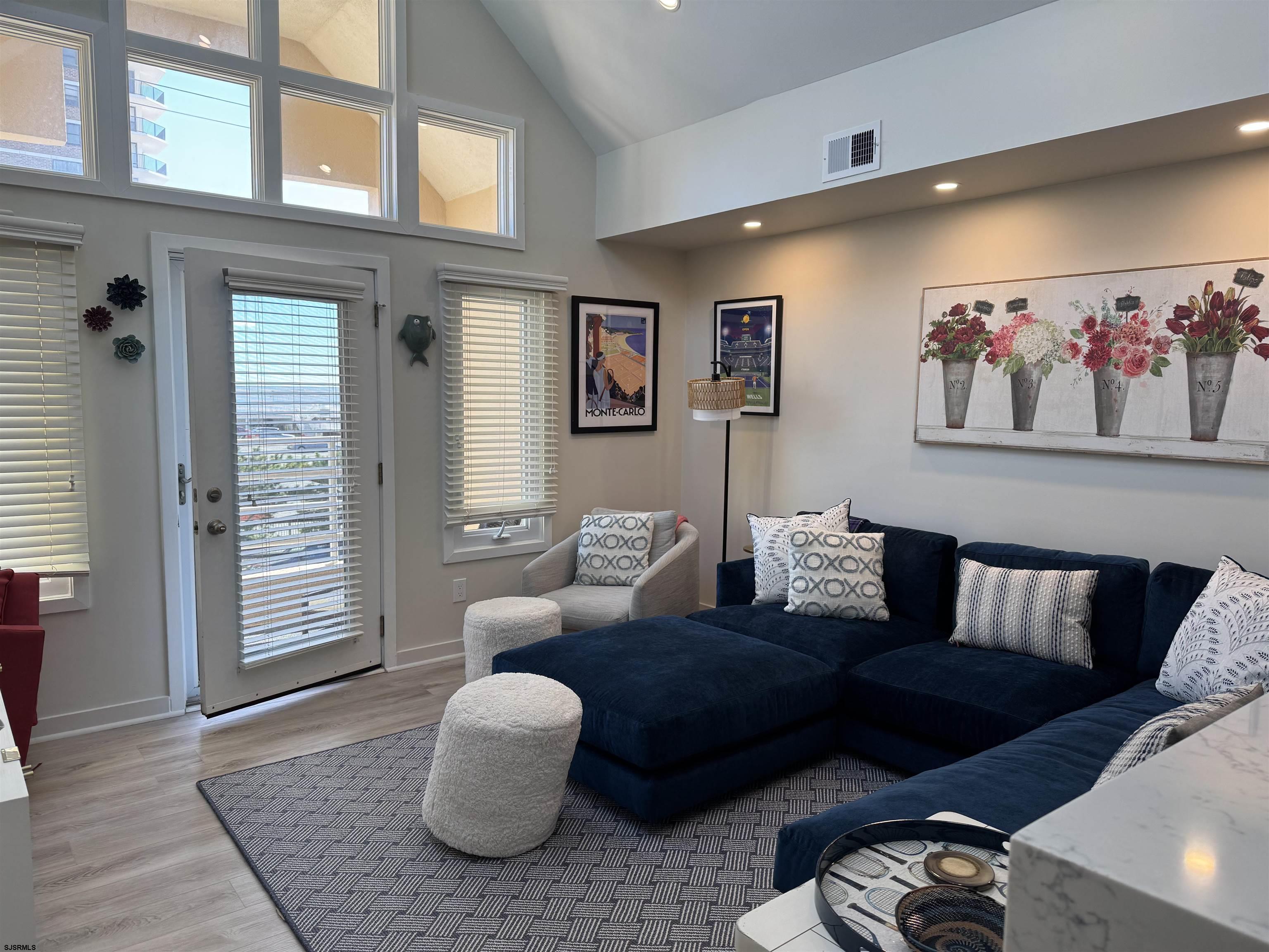 Margate, New Jersey 08402, United States, 2 Bedrooms Bedrooms, ,2 BathroomsBathrooms,Residential,Active,239831