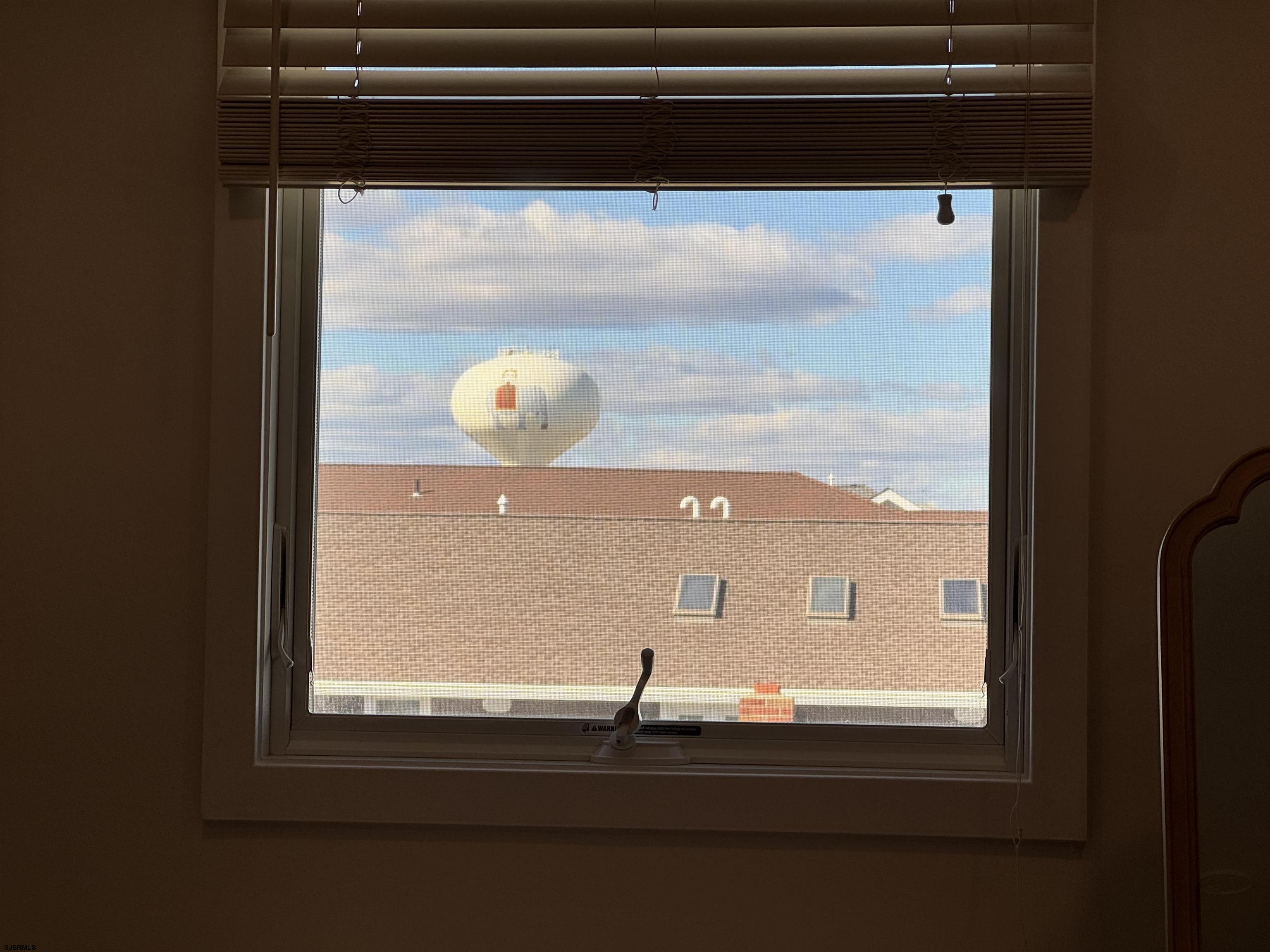 Margate, New Jersey 08402, United States, 2 Bedrooms Bedrooms, ,2 BathroomsBathrooms,Residential,Active,239831