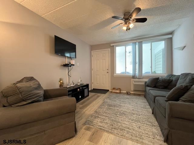 Margate, New Jersey 08402, United States, 1 Bedroom Bedrooms, ,1 BathroomBathrooms,Residential,Active,185877