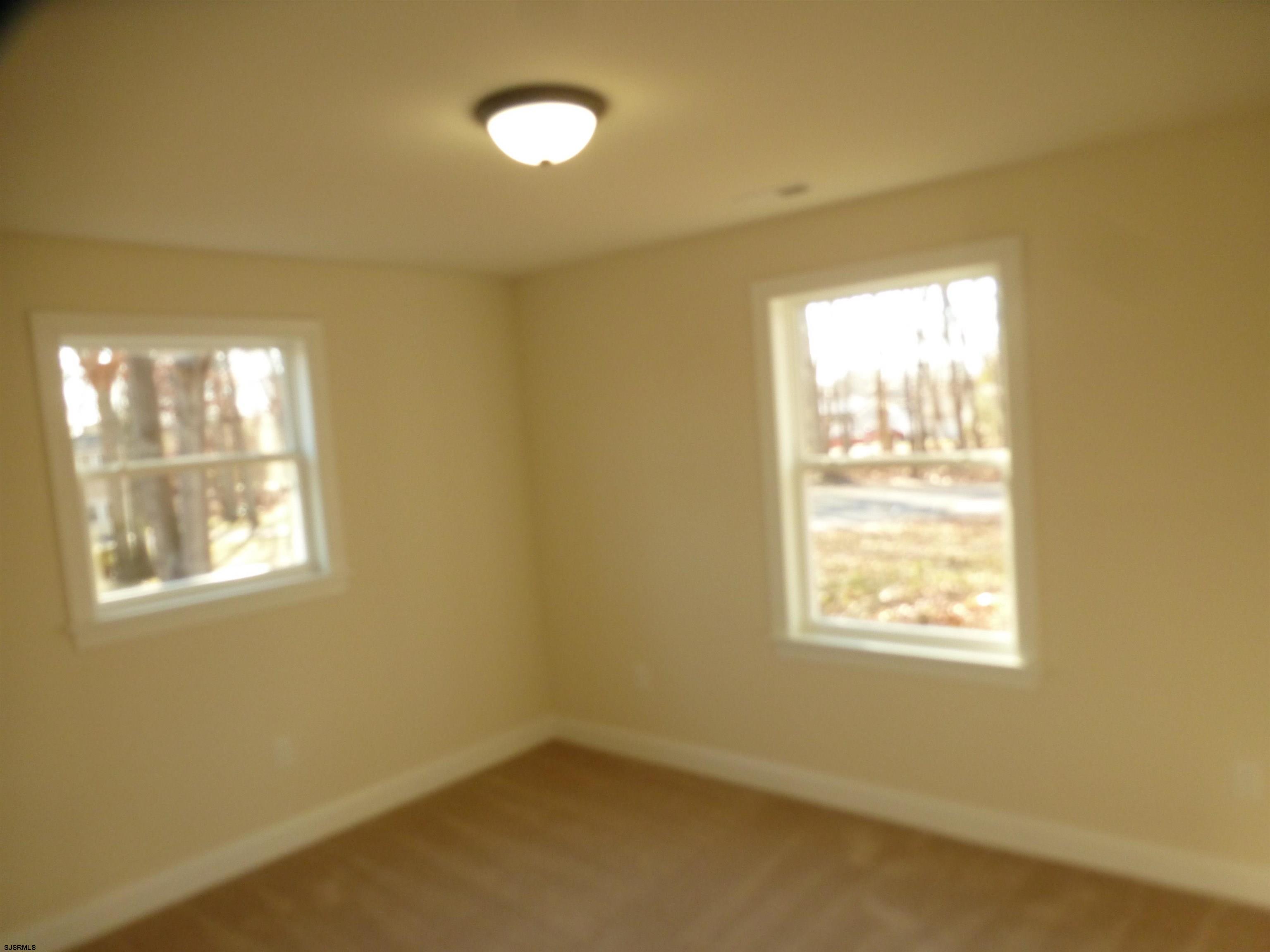 Egg Harbor Township, New Jersey 08234, United States, 3 Bedrooms Bedrooms, ,2 BathroomsBathrooms,Residential,Pending,2003