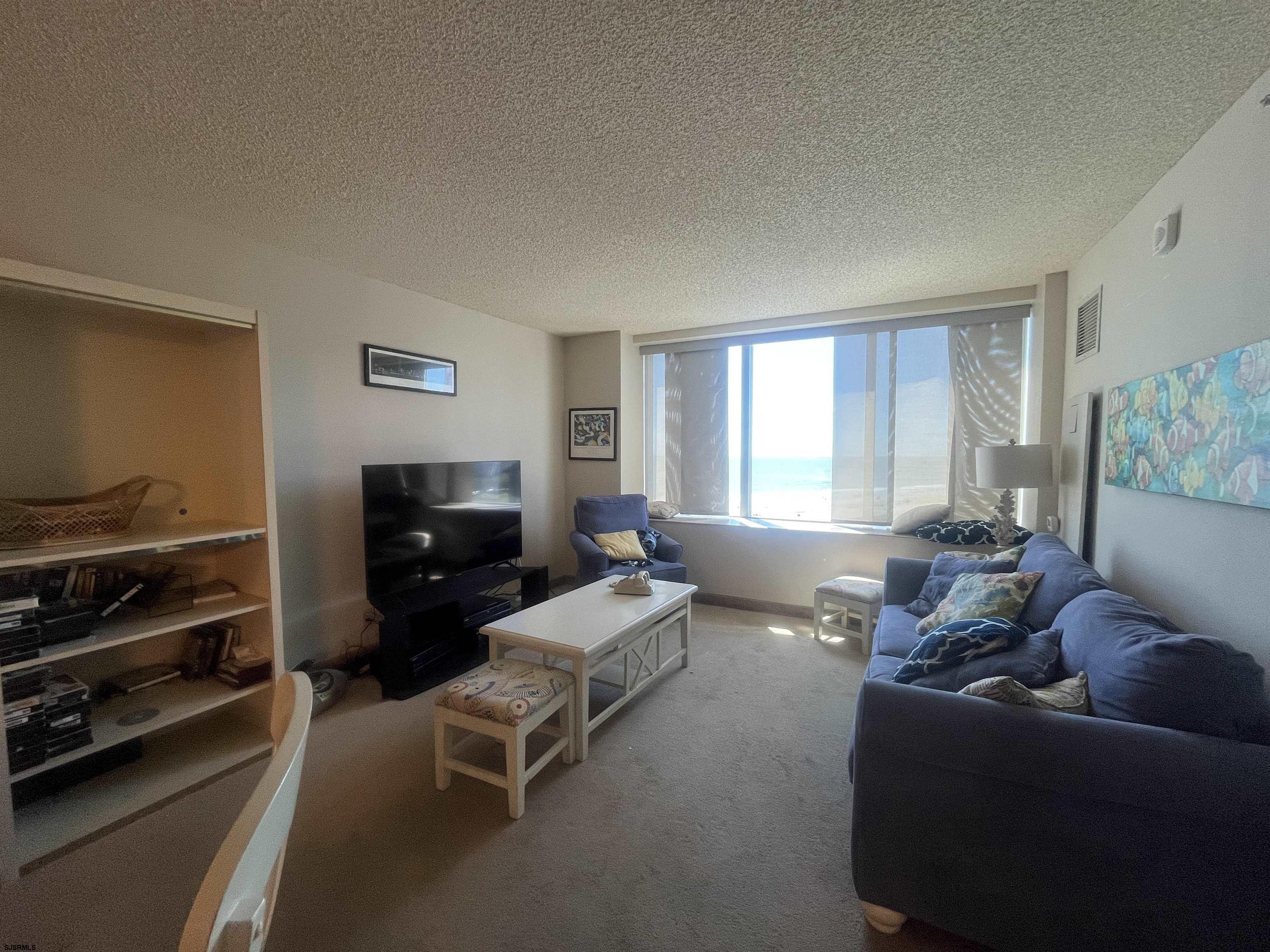 Atlantic City, New Jersey 08401, United States, 1 Bedroom Bedrooms, ,1 BathroomBathrooms,Residential,Active,204745