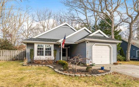 Photo of 703 Ravenwood Dr, Galloway Township, NJ 08205 (MLS # 603584)