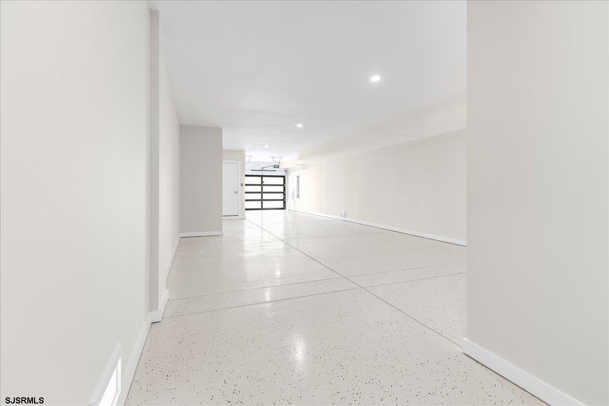 Ventnor, New Jersey 08406, United States, 4 Bedrooms Bedrooms, ,5 BathroomsBathrooms,Residential,Active,121769