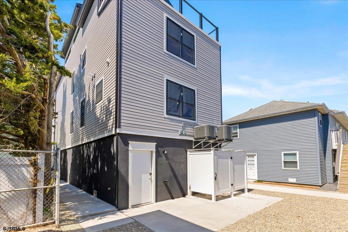 Ventnor, New Jersey 08406, United States, 4 Bedrooms Bedrooms, ,5 BathroomsBathrooms,Residential,Active,121769