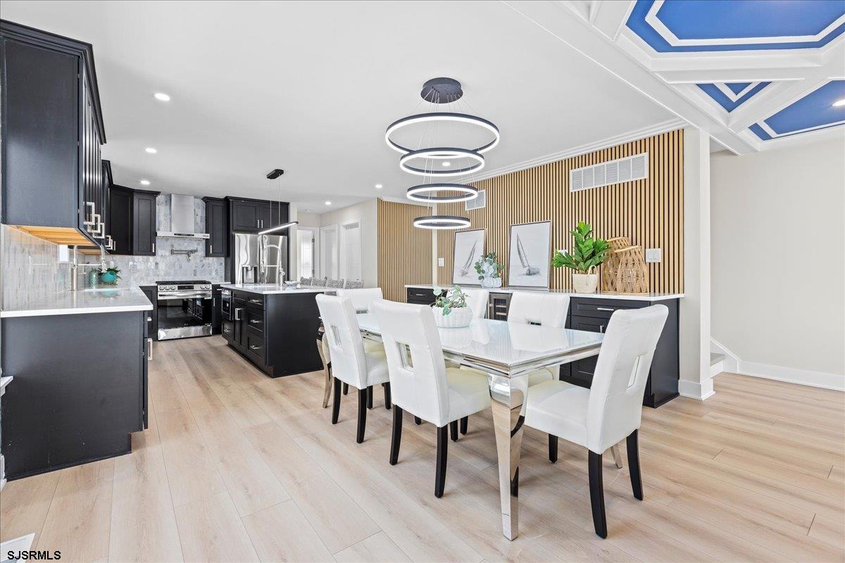 Ventnor, New Jersey 08406, United States, 4 Bedrooms Bedrooms, ,5 BathroomsBathrooms,Residential,Active,121769