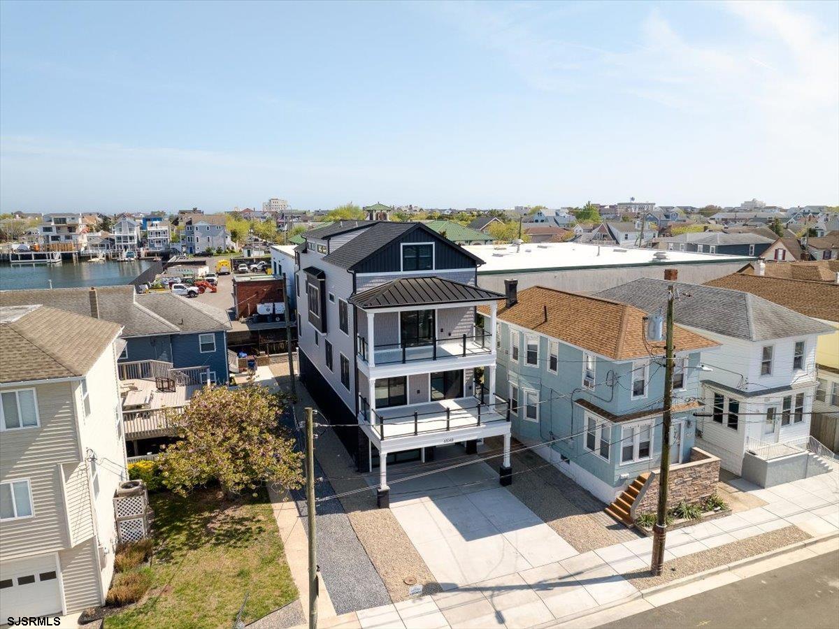 Ventnor, New Jersey 08406, United States, 4 Bedrooms Bedrooms, ,5 BathroomsBathrooms,Residential,Active,121769