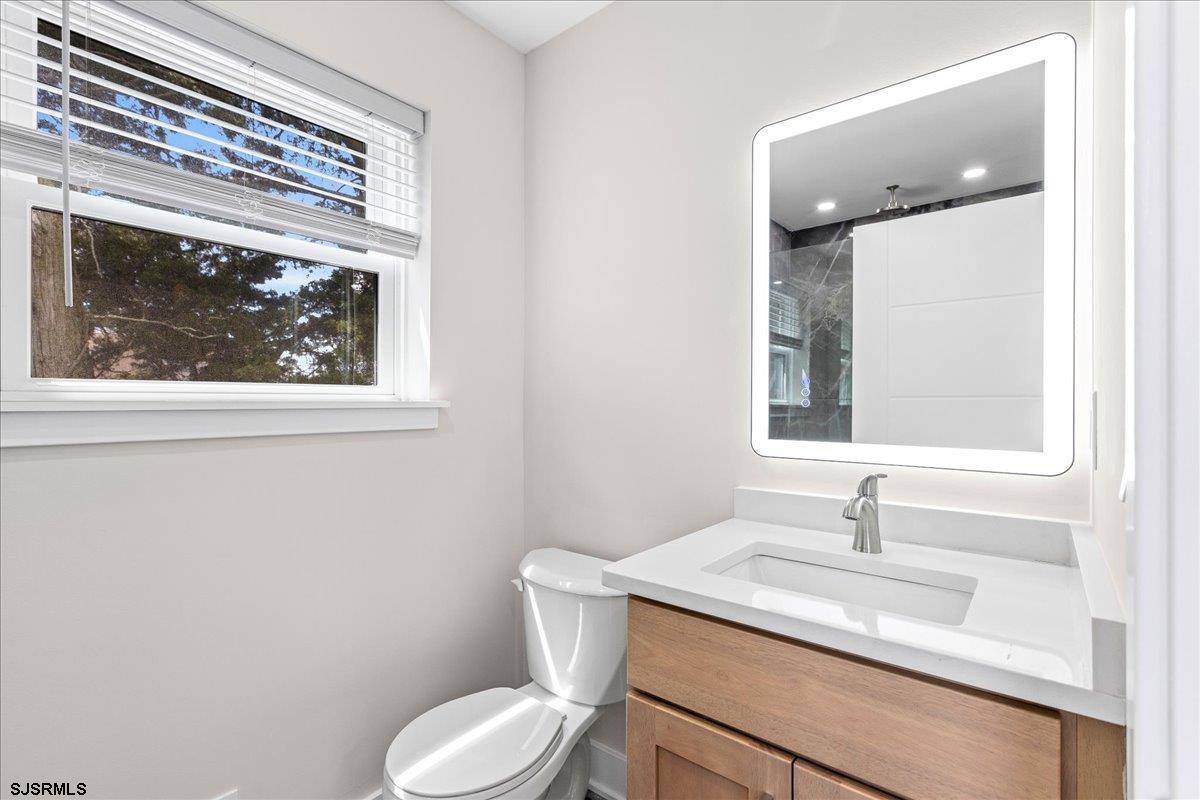 Ventnor, New Jersey 08406, United States, 4 Bedrooms Bedrooms, ,5 BathroomsBathrooms,Residential,Active,121769