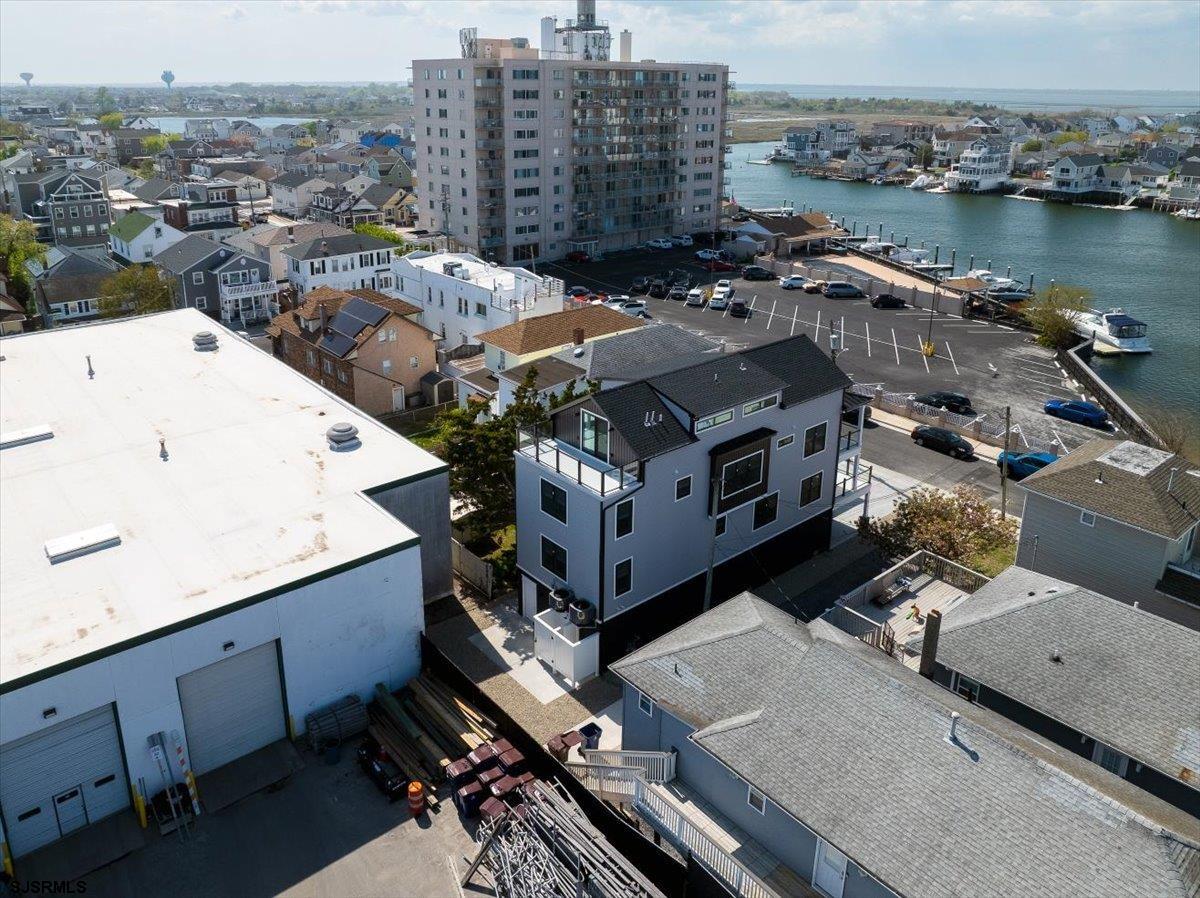 Ventnor, New Jersey 08406, United States, 4 Bedrooms Bedrooms, ,5 BathroomsBathrooms,Residential,Active,121769