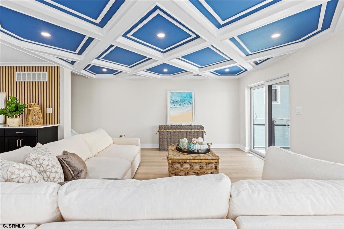 Ventnor, New Jersey 08406, United States, 4 Bedrooms Bedrooms, ,5 BathroomsBathrooms,Residential,Active,121769