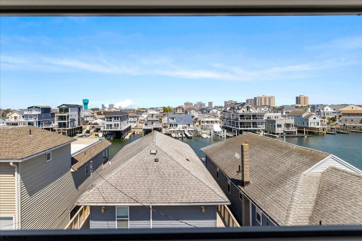 Ventnor, New Jersey 08406, United States, 4 Bedrooms Bedrooms, ,5 BathroomsBathrooms,Residential,Active,121769