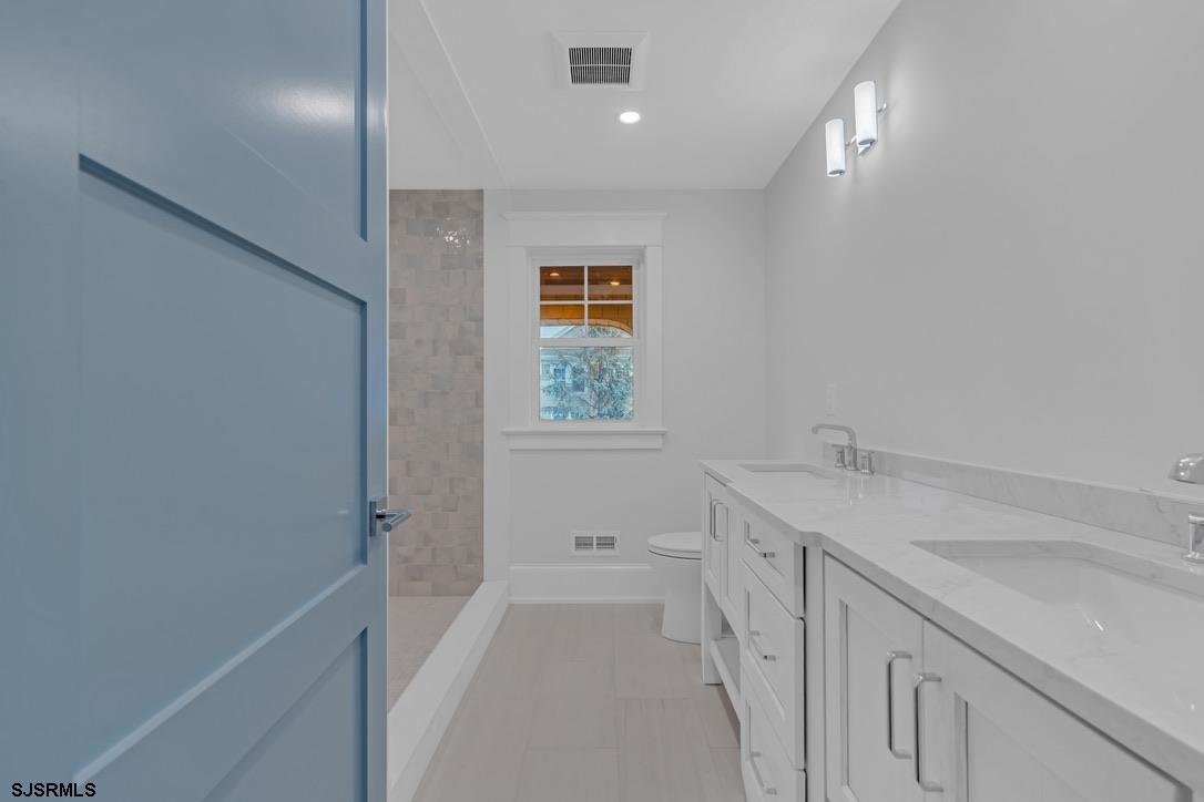 Ocean City, New Jersey 08226, United States, 5 Bedrooms Bedrooms, ,4 BathroomsBathrooms,Residential,Active,183364