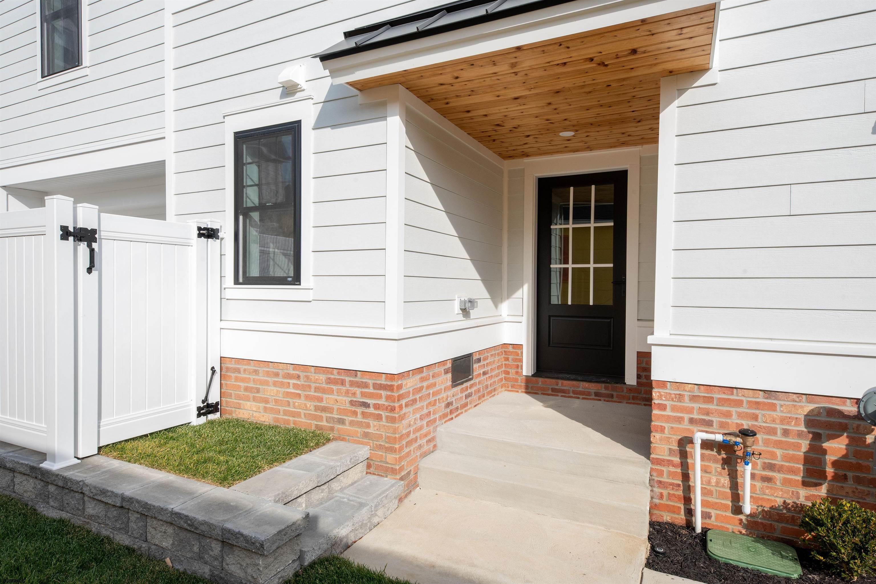 Ocean City, New Jersey 08226, United States, 5 Bedrooms Bedrooms, ,6 BathroomsBathrooms,Residential,Active,84579