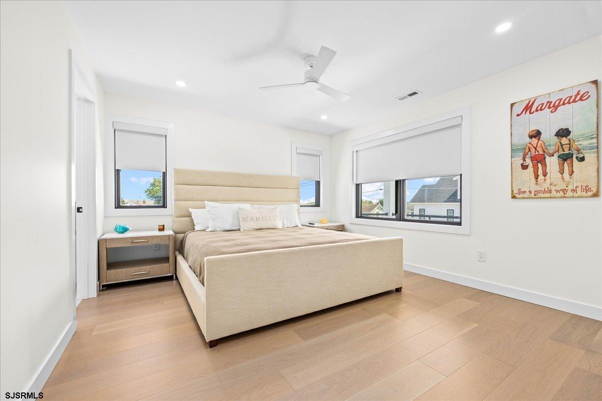 Margate, New Jersey 08402, United States, 6 Bedrooms Bedrooms, ,5 BathroomsBathrooms,Residential,Active,194964