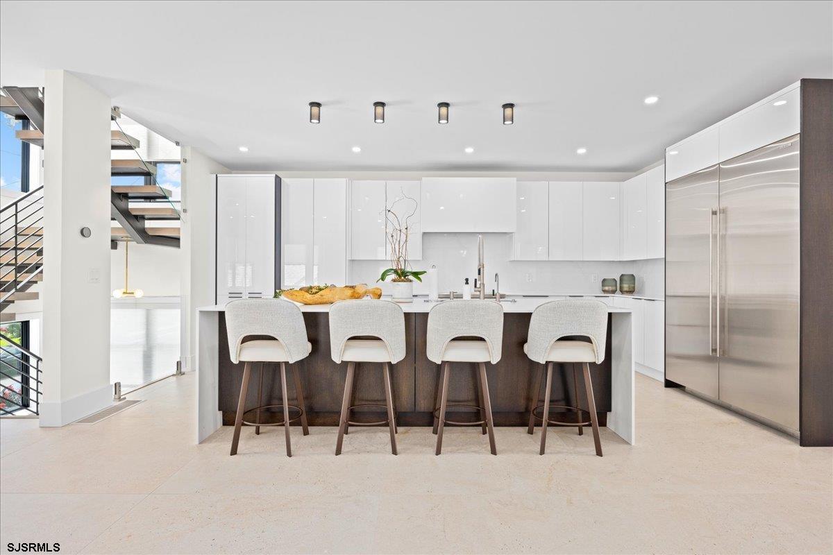 Margate, New Jersey 08402, United States, 6 Bedrooms Bedrooms, ,5 BathroomsBathrooms,Residential,Active,194964