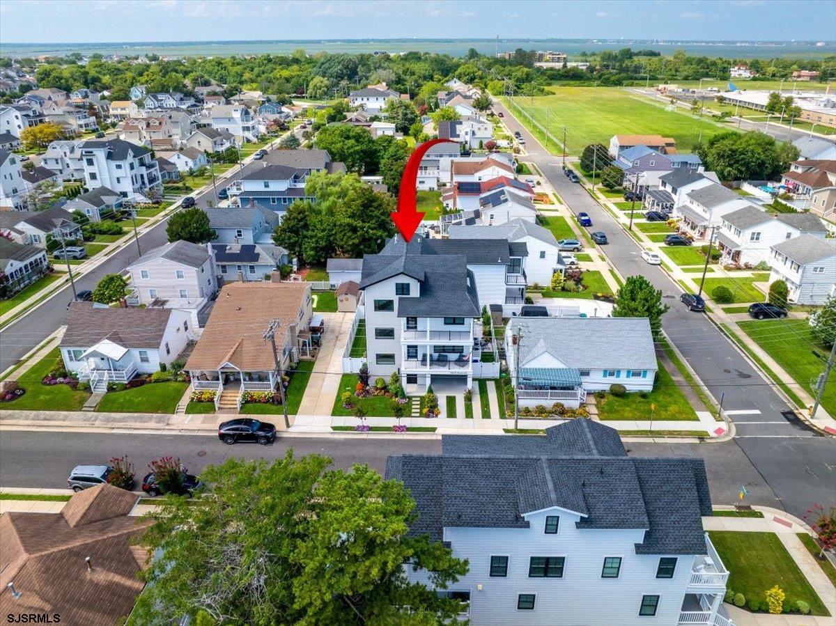 Margate, New Jersey 08402, United States, 6 Bedrooms Bedrooms, ,5 BathroomsBathrooms,Residential,Active,194964