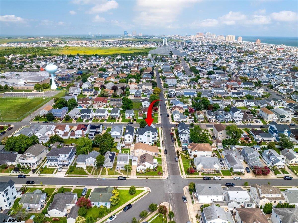 Margate, New Jersey 08402, United States, 6 Bedrooms Bedrooms, ,5 BathroomsBathrooms,Residential,Active,194964