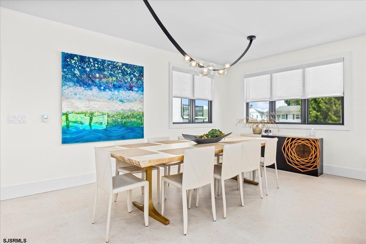 Margate, New Jersey 08402, United States, 6 Bedrooms Bedrooms, ,5 BathroomsBathrooms,Residential,Active,194964