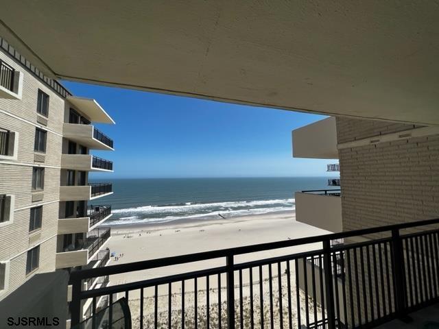 Margate, New Jersey 08402, United States, 2 Bedrooms Bedrooms, ,2 BathroomsBathrooms,Residential,Active,151062