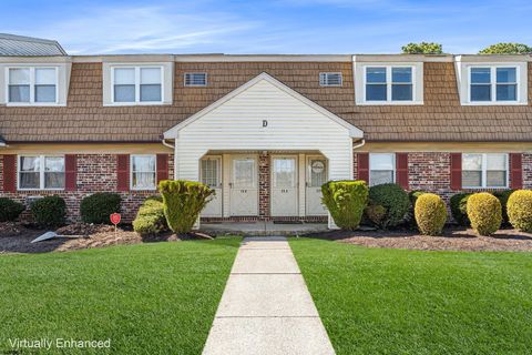 Photo of 69B Oxford Vlg #69B, Egg Harbor Township, NJ 08234 (MLS # 605932)