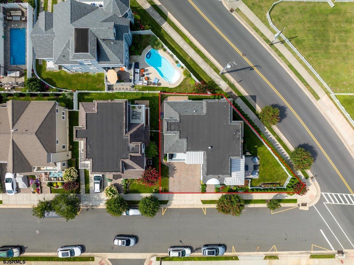 Longport, New Jersey 08403, United States, 5 Bedrooms Bedrooms, ,5 BathroomsBathrooms,Residential,Active,11426