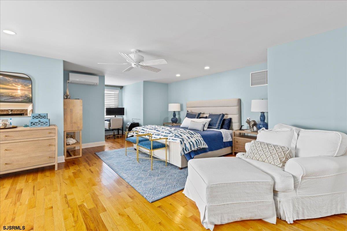 Longport, New Jersey 08403, United States, 5 Bedrooms Bedrooms, ,5 BathroomsBathrooms,Residential,Active,11426