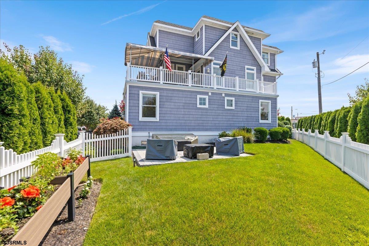 Longport, New Jersey 08403, United States, 5 Bedrooms Bedrooms, ,5 BathroomsBathrooms,Residential,Active,11426