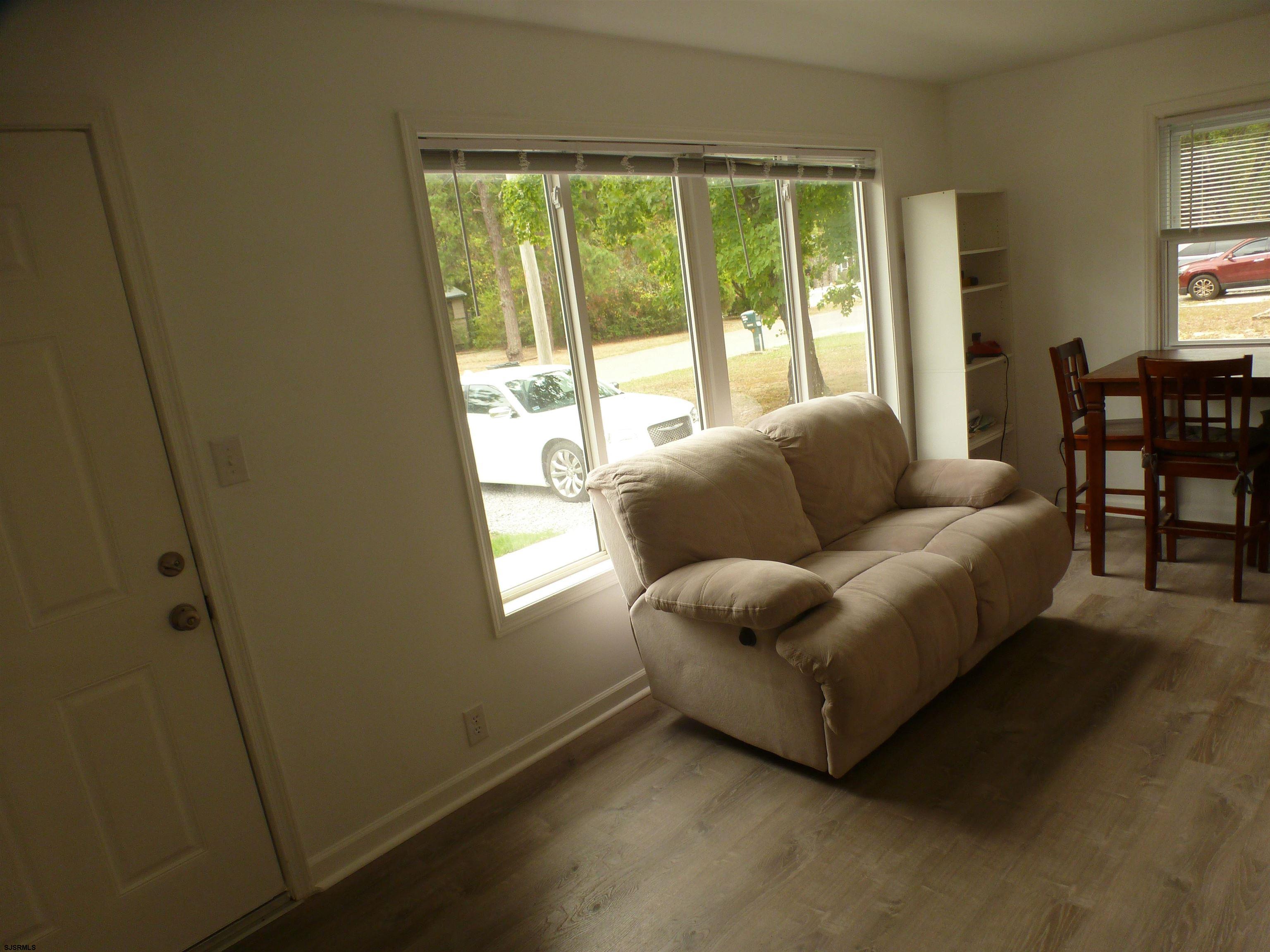 Mays Landing, New Jersey 08330, United States, 3 Bedrooms Bedrooms, ,1 BathroomBathrooms,Residential,Pending,40300