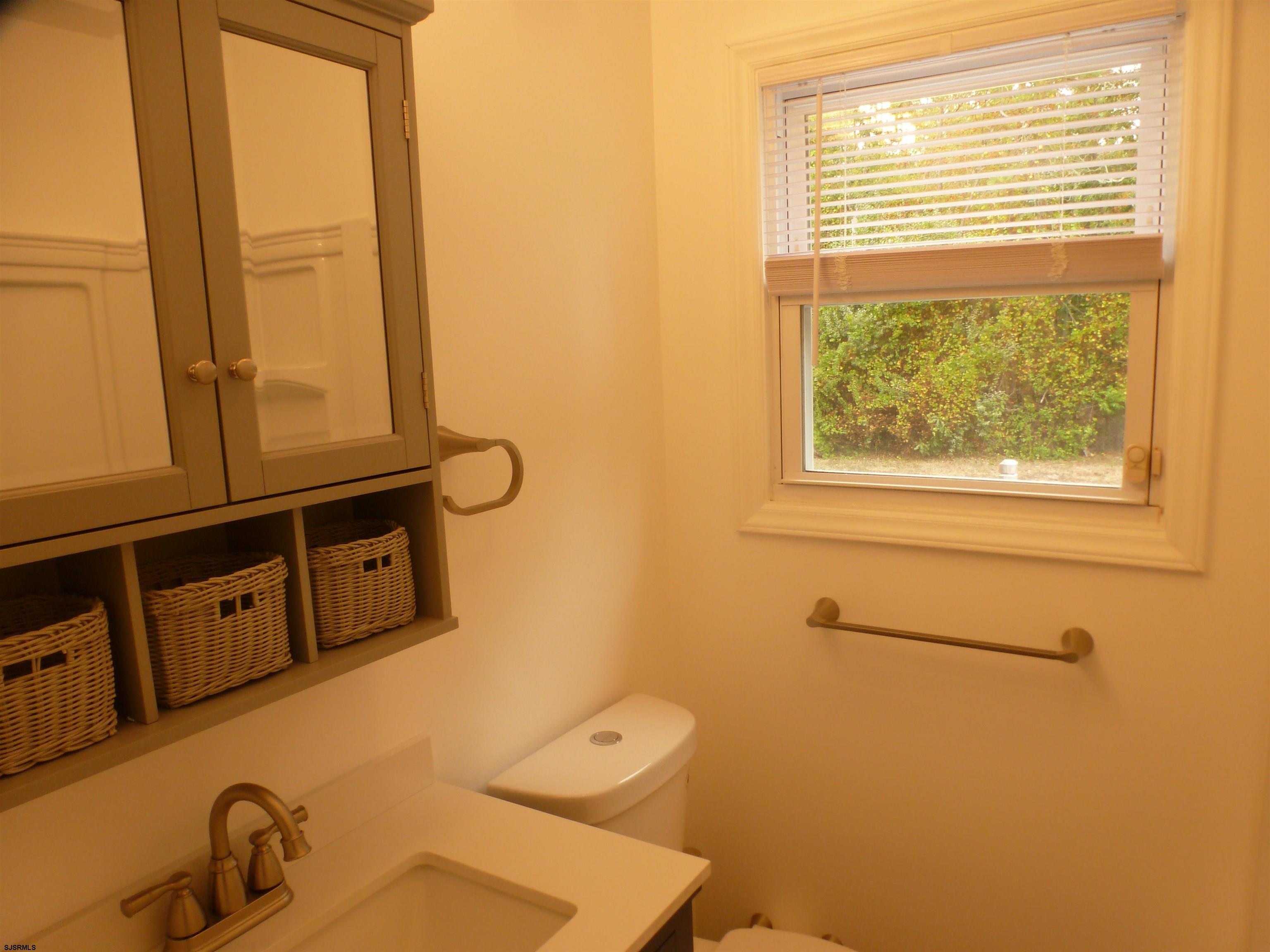 Mays Landing, New Jersey 08330, United States, 3 Bedrooms Bedrooms, ,1 BathroomBathrooms,Residential,Pending,40300