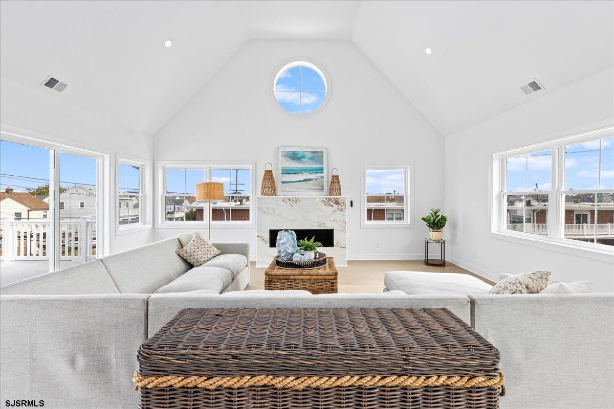 Margate, New Jersey 08402, United States, 5 Bedrooms Bedrooms, ,6 BathroomsBathrooms,Residential,Active,13247