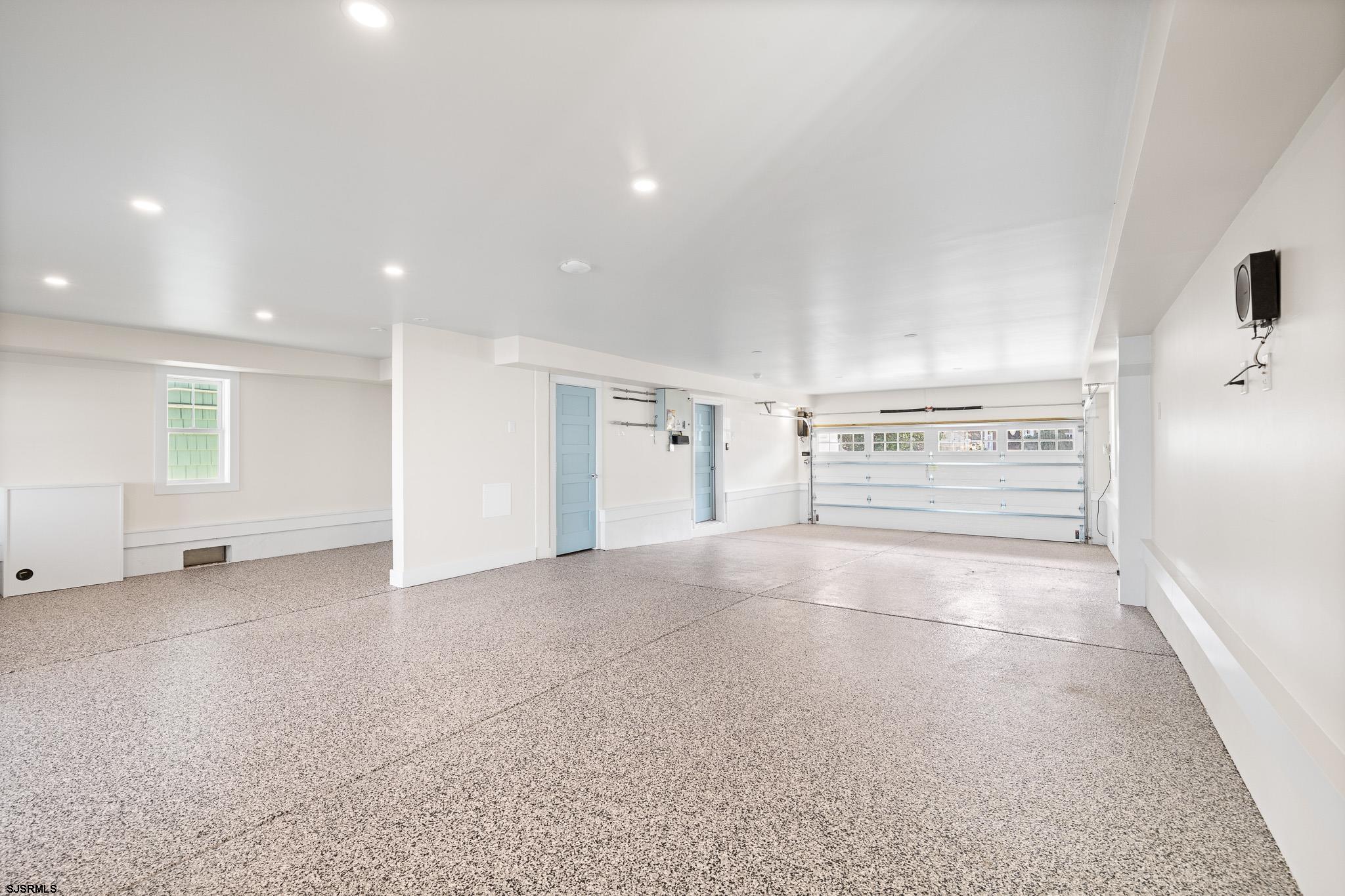 Ocean City, New Jersey 08226, United States, 6 Bedrooms Bedrooms, ,7 BathroomsBathrooms,Residential,Active,236516