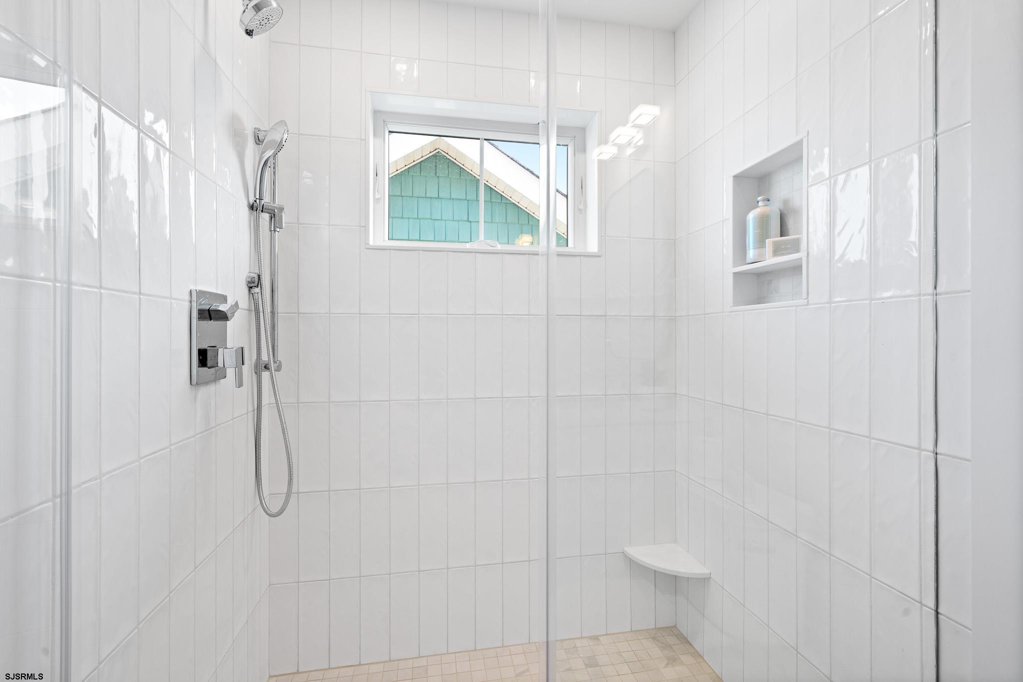 Ocean City, New Jersey 08226, United States, 6 Bedrooms Bedrooms, ,7 BathroomsBathrooms,Residential,Active,236516