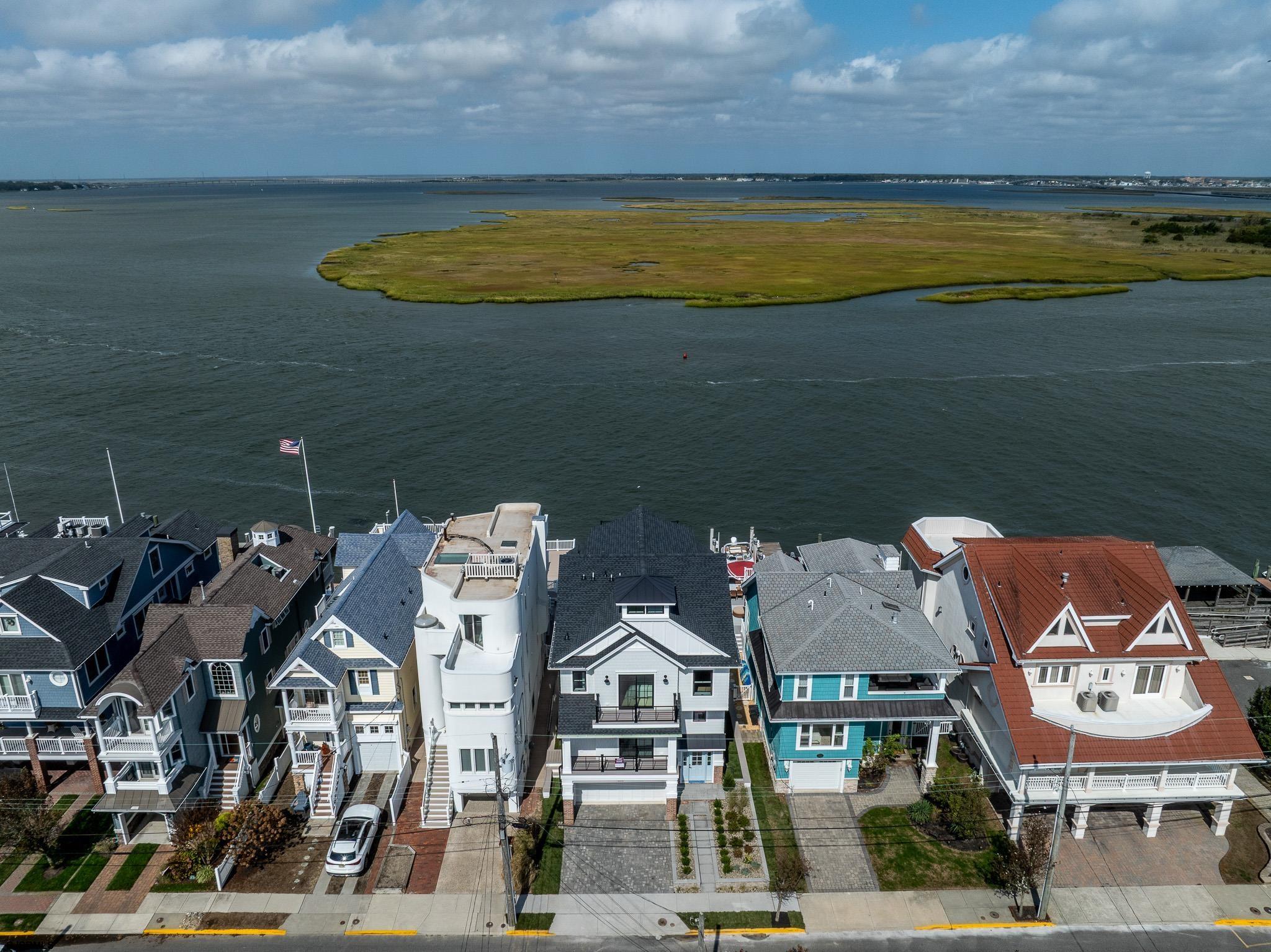 Ocean City, New Jersey 08226, United States, 6 Bedrooms Bedrooms, ,7 BathroomsBathrooms,Residential,Active,236516