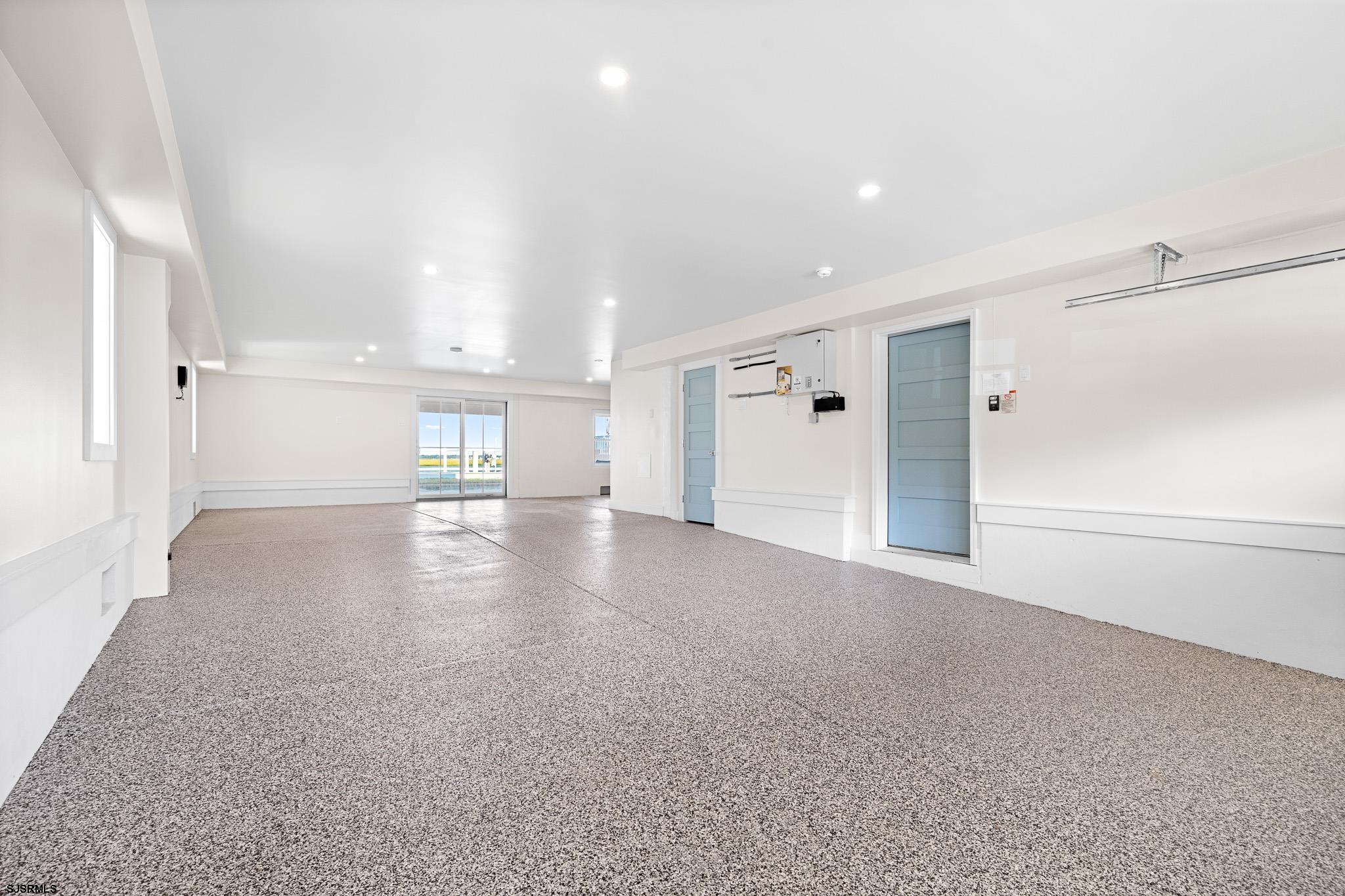 Ocean City, New Jersey 08226, United States, 6 Bedrooms Bedrooms, ,7 BathroomsBathrooms,Residential,Active,236516