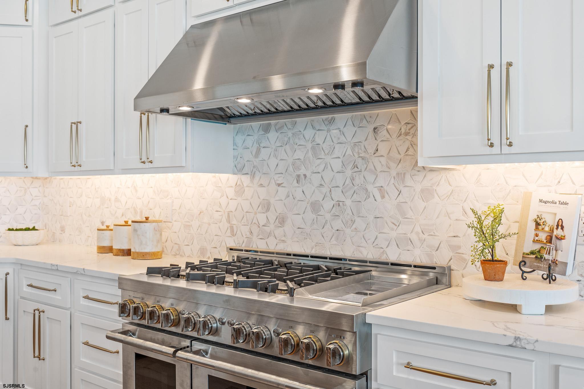 Ocean City, New Jersey 08226, United States, 6 Bedrooms Bedrooms, ,7 BathroomsBathrooms,Residential,Active,236516