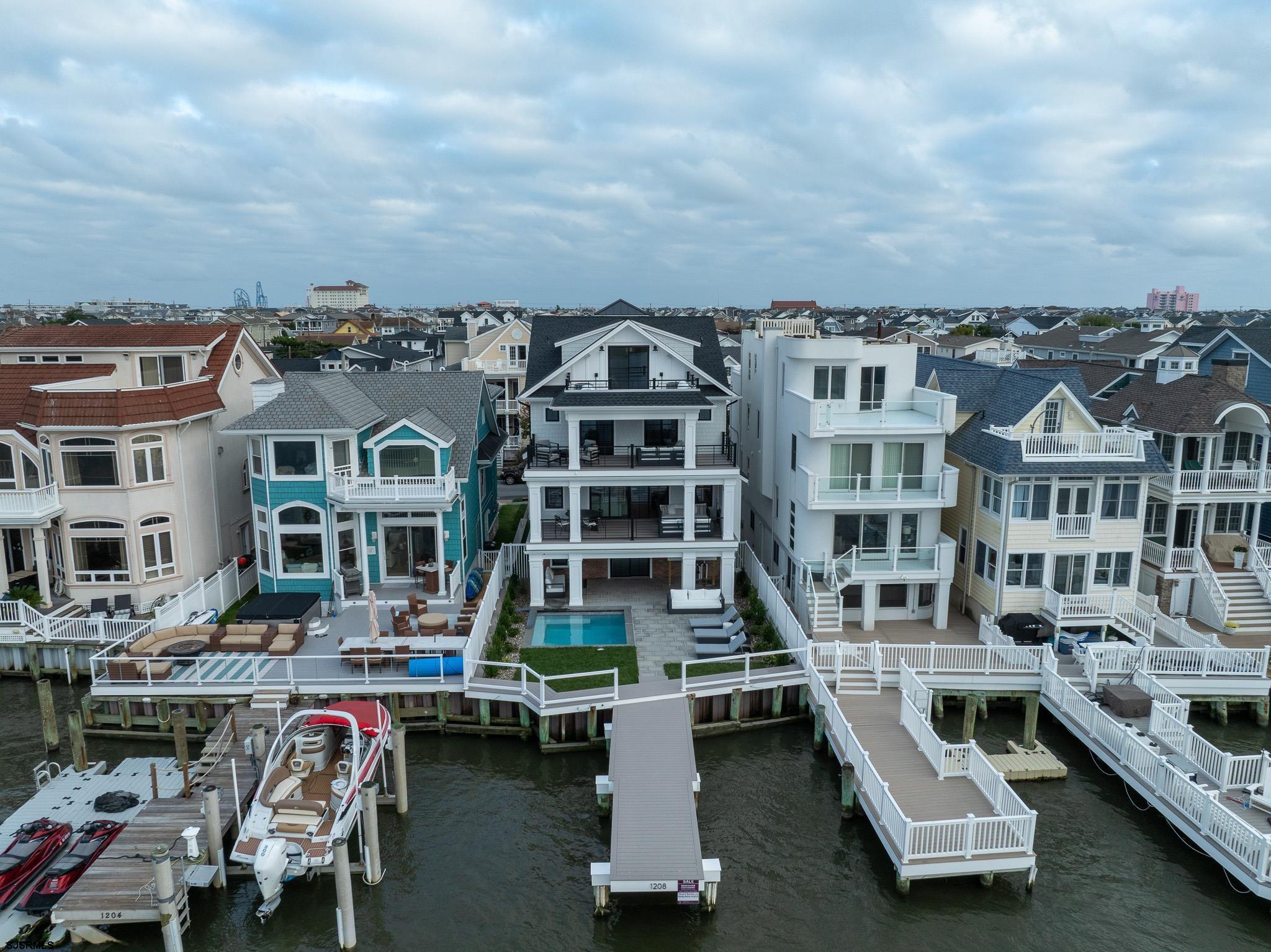 Ocean City, New Jersey 08226, United States, 6 Bedrooms Bedrooms, ,7 BathroomsBathrooms,Residential,Active,236516
