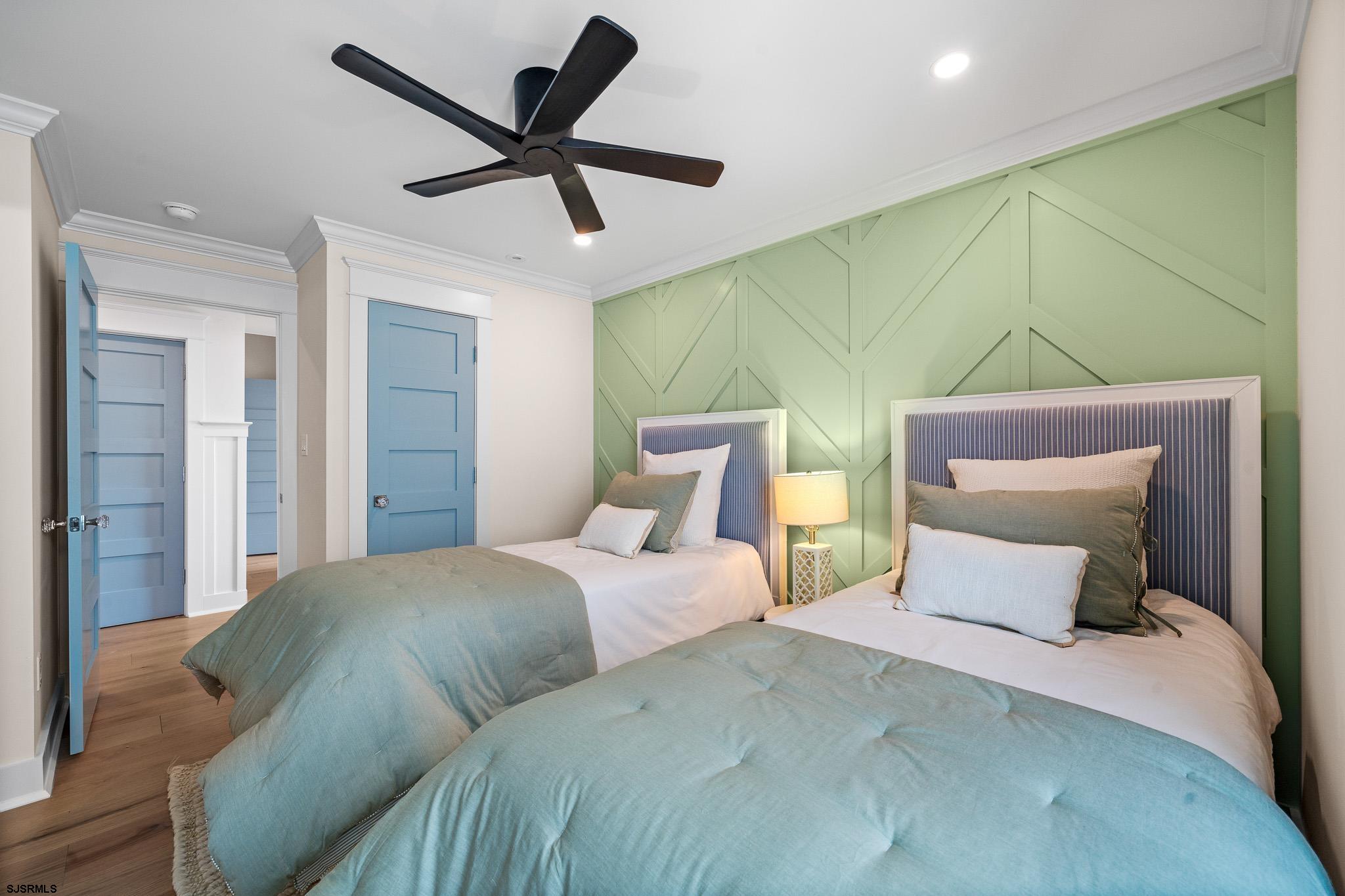 Ocean City, New Jersey 08226, United States, 6 Bedrooms Bedrooms, ,7 BathroomsBathrooms,Residential,Active,236516