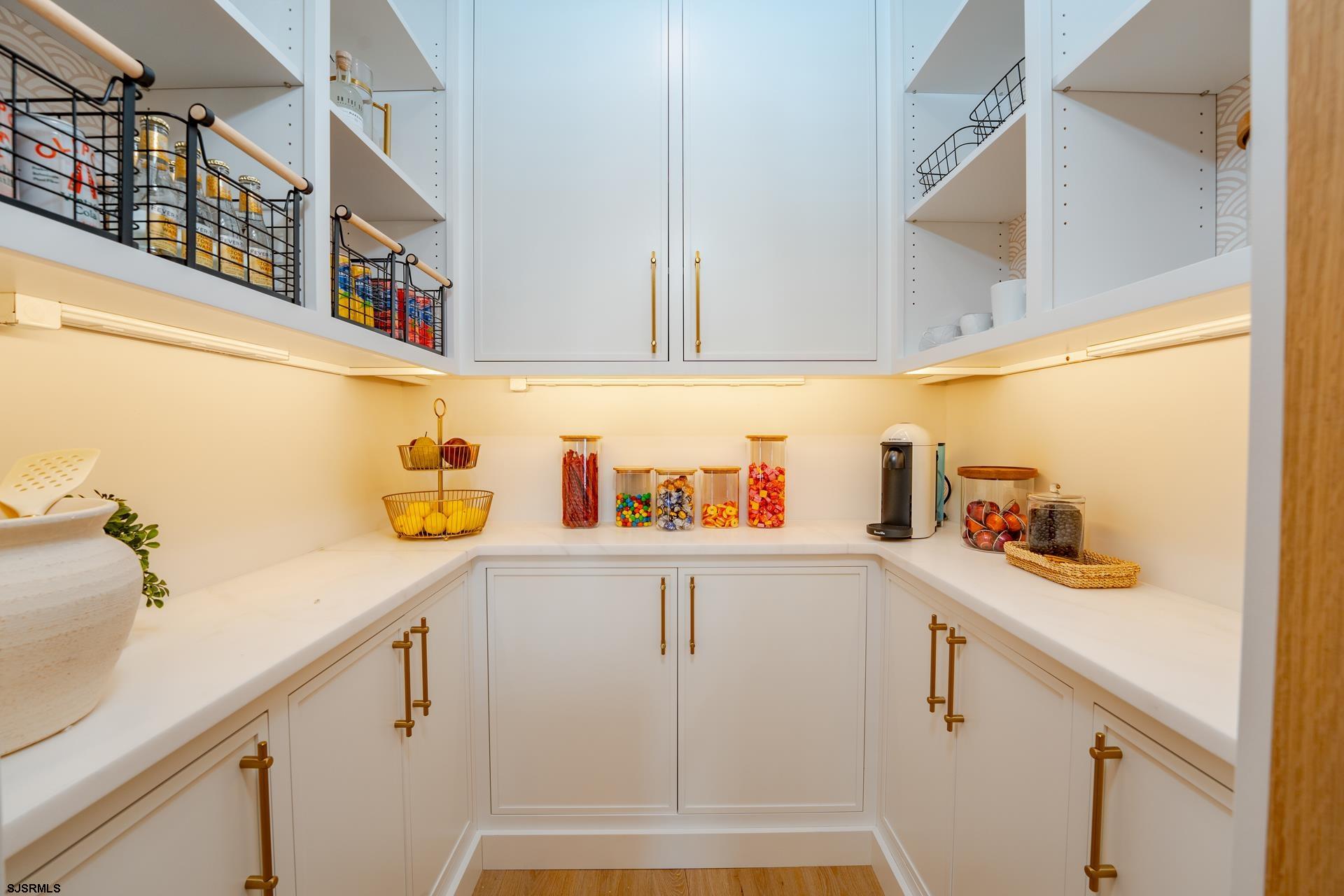 Ocean City, New Jersey 08226, United States, 6 Bedrooms Bedrooms, ,6 BathroomsBathrooms,Residential,Active,150268