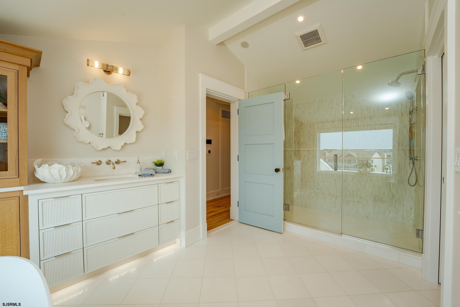 Ocean City, New Jersey 08226, United States, 6 Bedrooms Bedrooms, ,6 BathroomsBathrooms,Residential,Active,150268