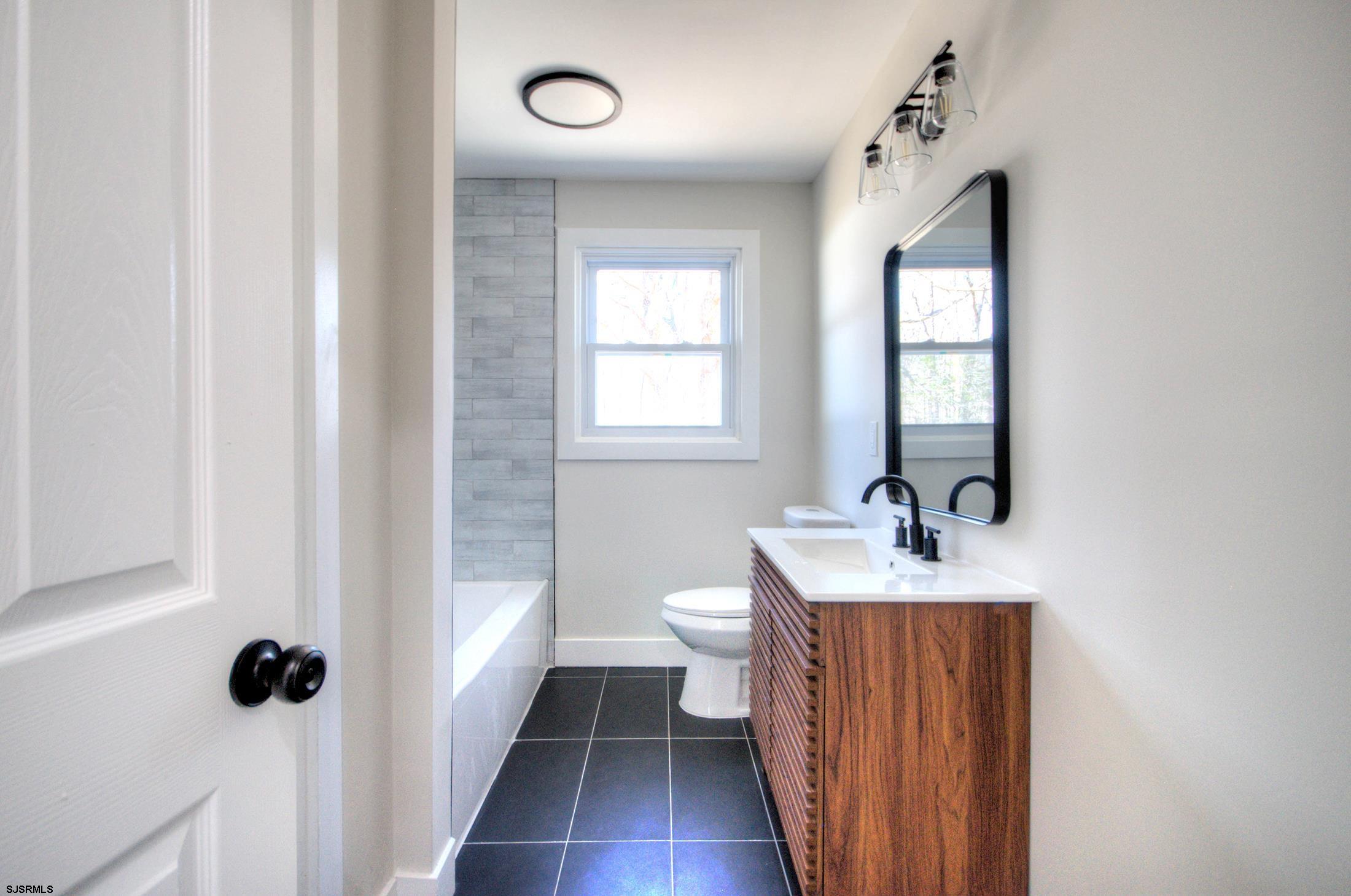 Egg Harbor Township, New Jersey 08234, United States, 3 Bedrooms Bedrooms, ,1 BathroomBathrooms,Residential,Active,96516