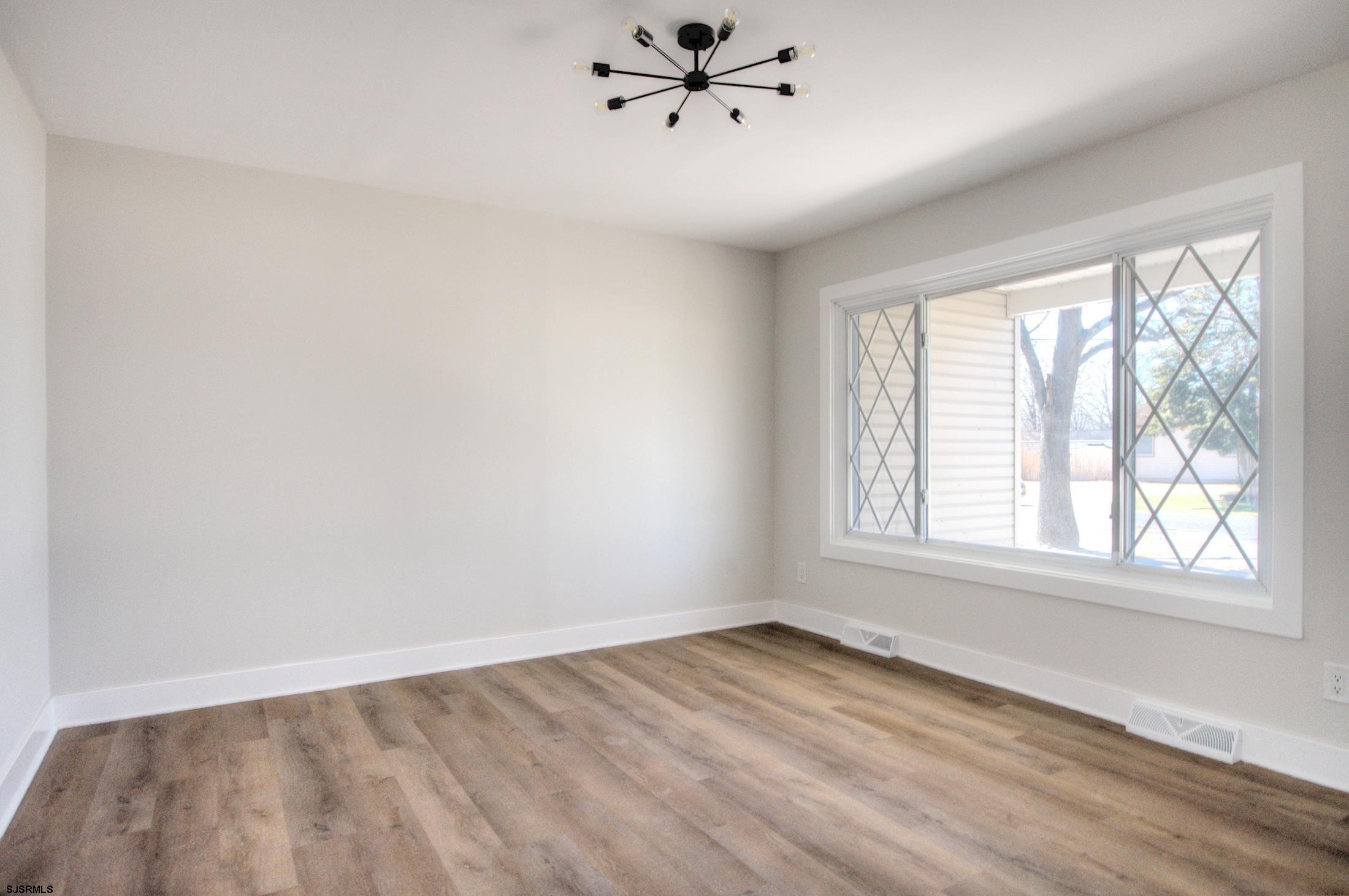 Egg Harbor Township, New Jersey 08234, United States, 3 Bedrooms Bedrooms, ,1 BathroomBathrooms,Residential,Active,96516