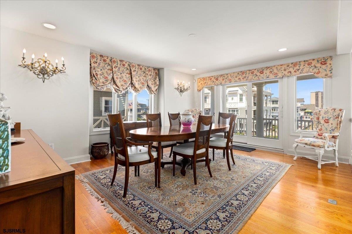 Longport, New Jersey 08403, United States, 3 Bedrooms Bedrooms, ,4 BathroomsBathrooms,Residential,Active,150391