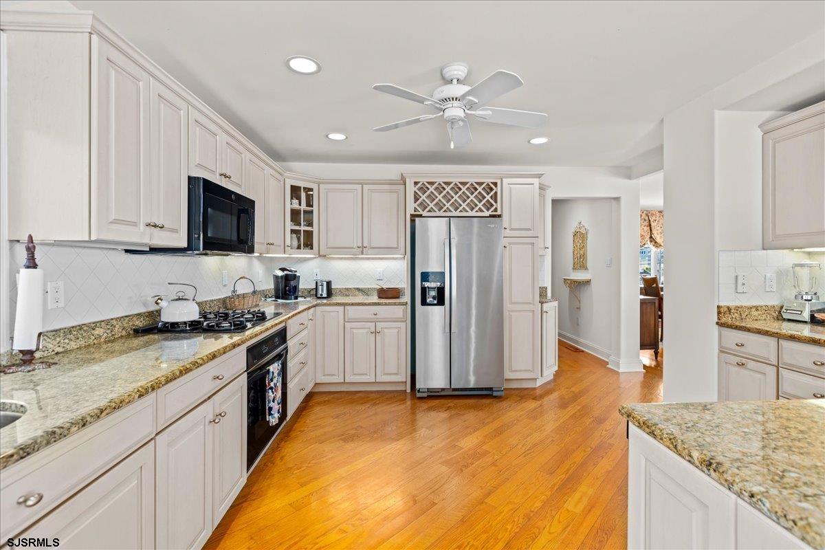 Longport, New Jersey 08403, United States, 3 Bedrooms Bedrooms, ,4 BathroomsBathrooms,Residential,Active,150391