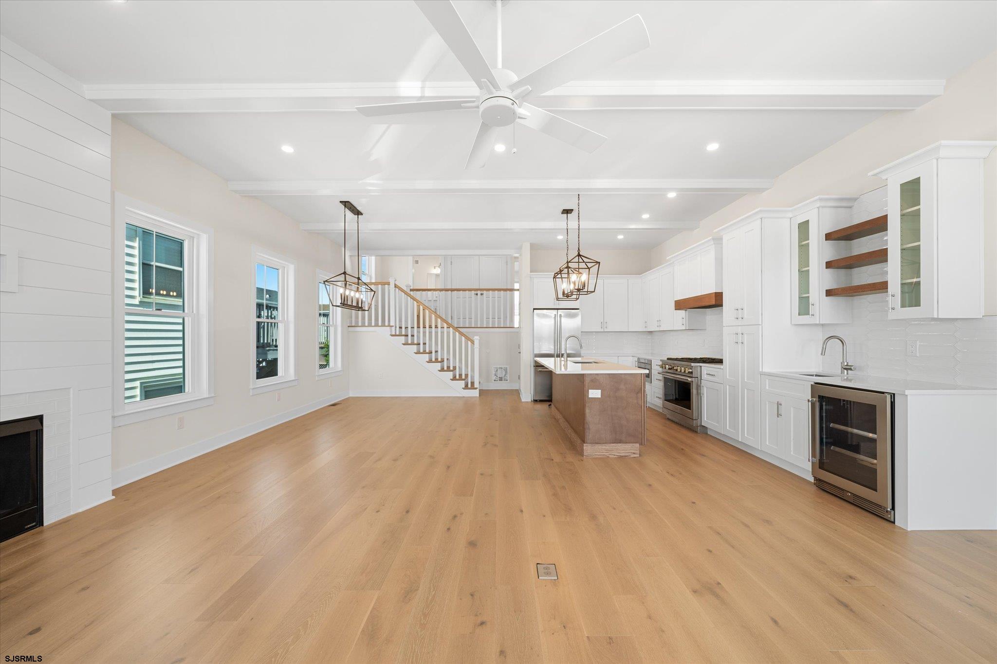 Ocean City, New Jersey 08226, United States, 5 Bedrooms Bedrooms, ,5 BathroomsBathrooms,Residential,Pending,81085