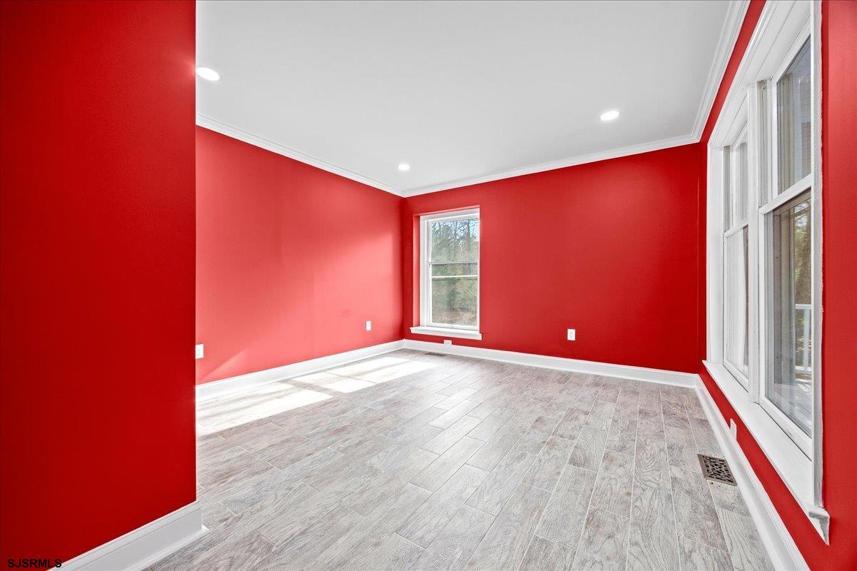 Egg Harbor City, New Jersey 08215, United States, 5 Bedrooms Bedrooms, ,5 BathroomsBathrooms,Residential,Active,247631