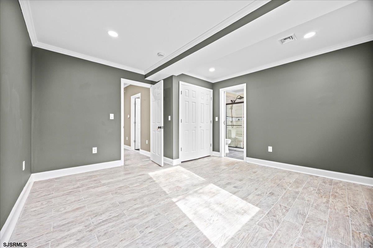 Egg Harbor City, New Jersey 08215, United States, 5 Bedrooms Bedrooms, ,5 BathroomsBathrooms,Residential,Active,247631