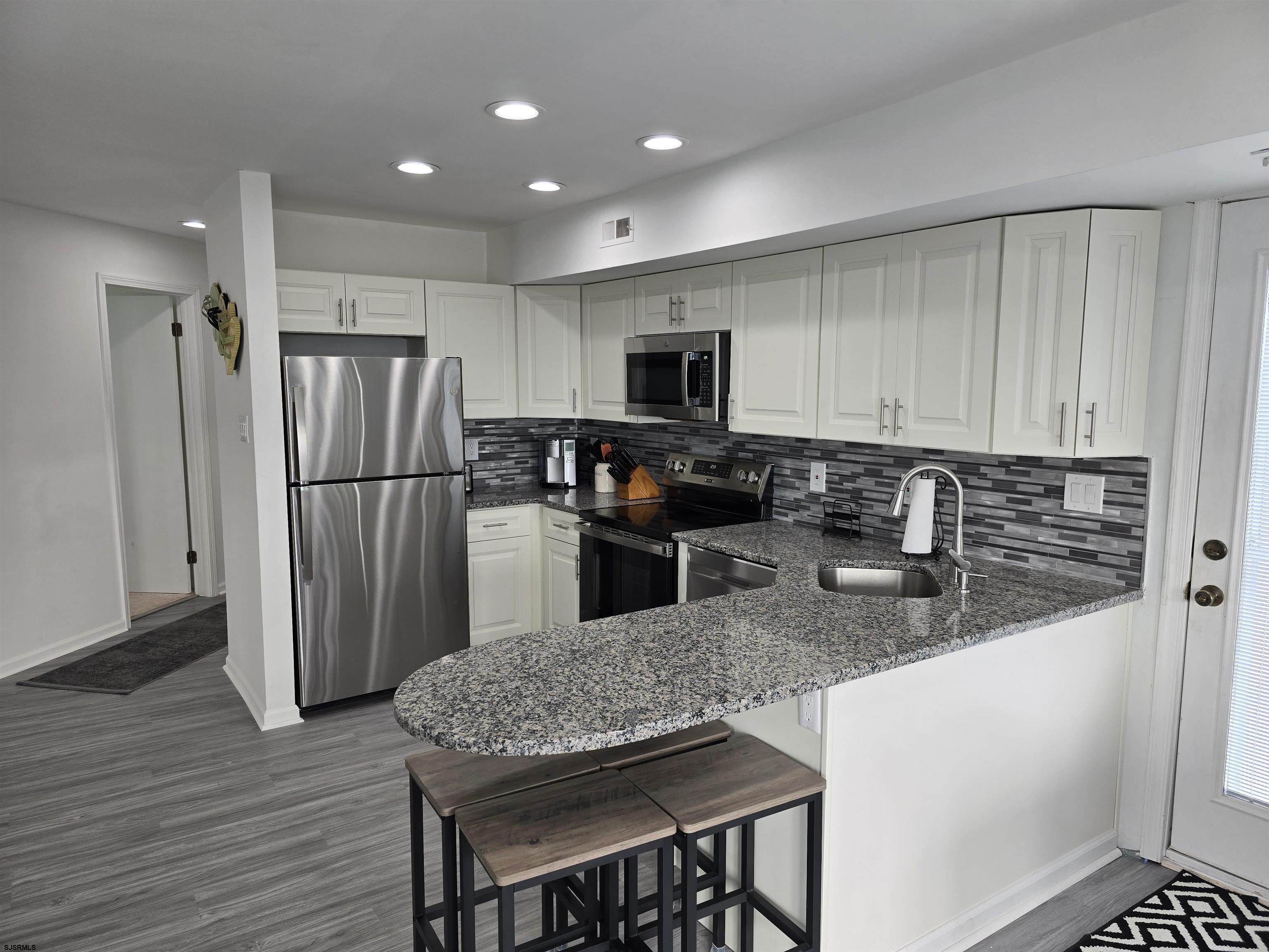 Brigantine, New Jersey 08203, United States, 3 Bedrooms Bedrooms, ,2 BathroomsBathrooms,Residential,Active,9731