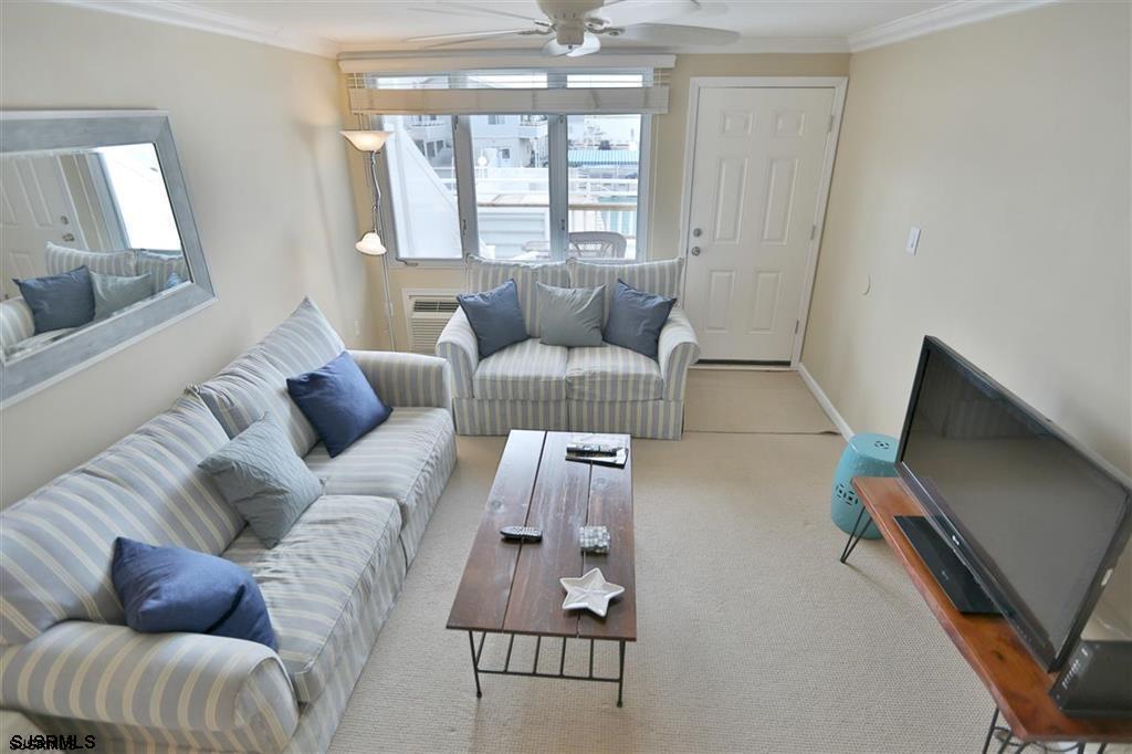 Margate, New Jersey 08402, United States, 2 Bedrooms Bedrooms, ,2 BathroomsBathrooms,Residential,Active,242755